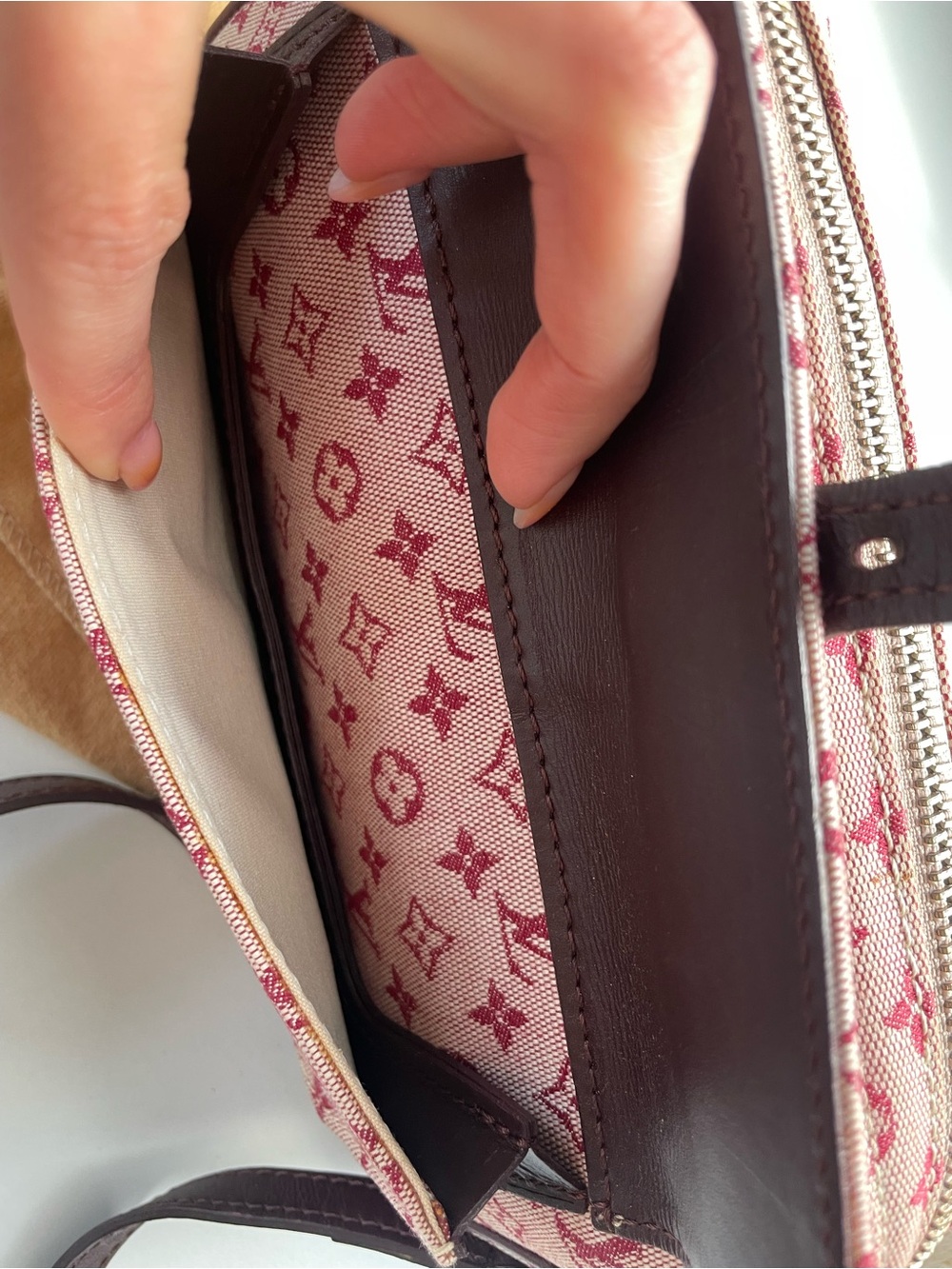 Authentic Vintage Louis Vuitton Monogram Mini Juliet Bag - Picture 9 of 10